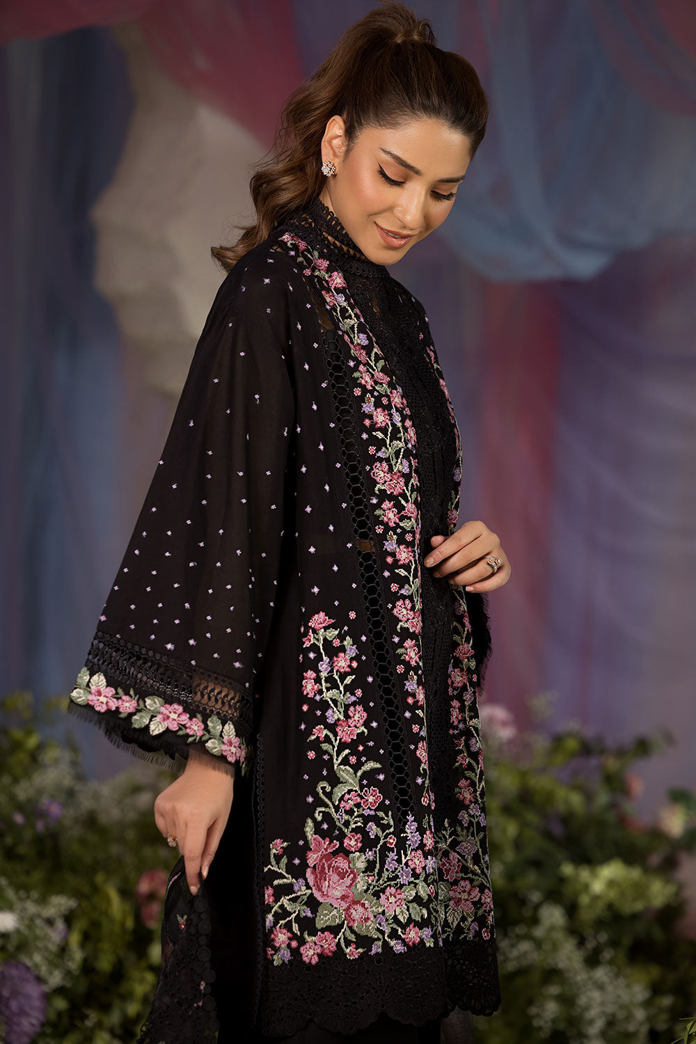 Sobia Nazir 4-B Luxury Lawn Stitched