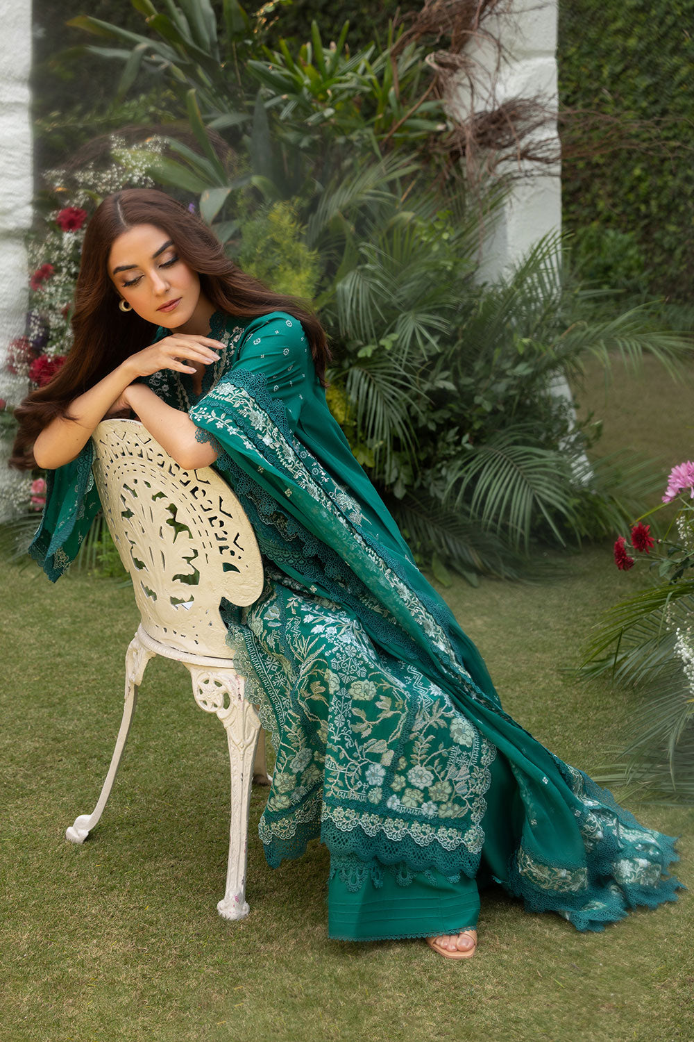 Sobia Nazir 8B Luxury Lawn Stitched