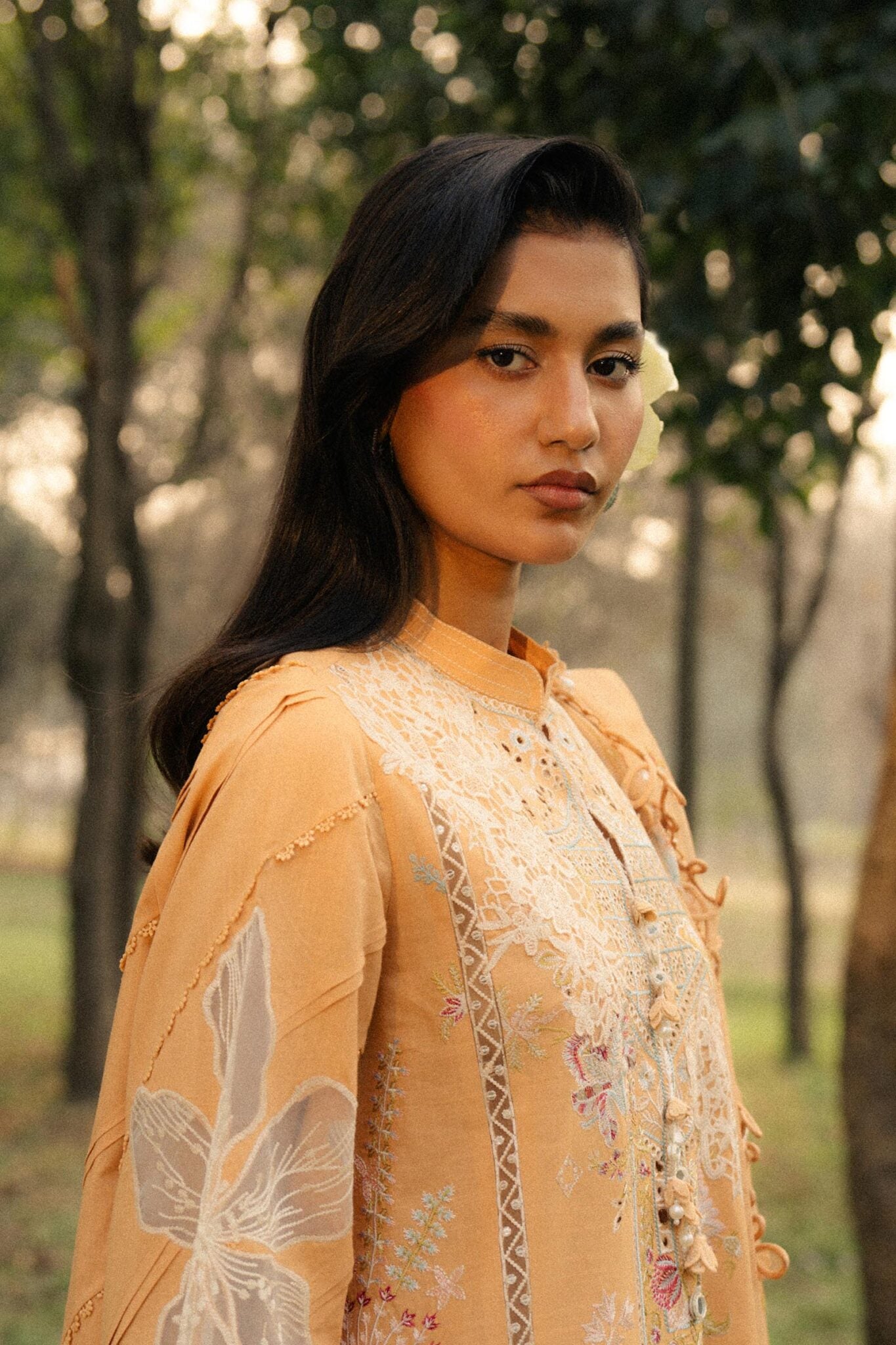 Sana Safinaz 8-B Luxury Lawn Stitched