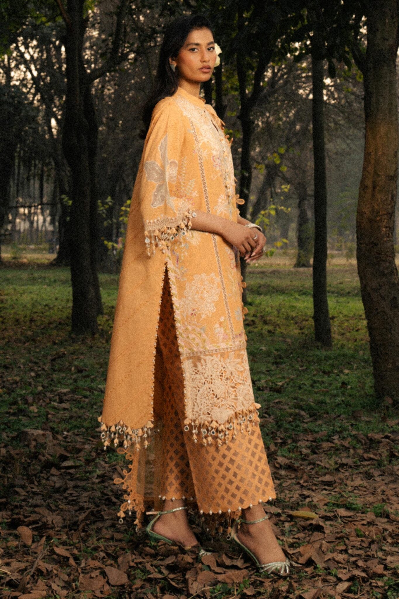Sana Safinaz 8-B Luxury Lawn Stitched